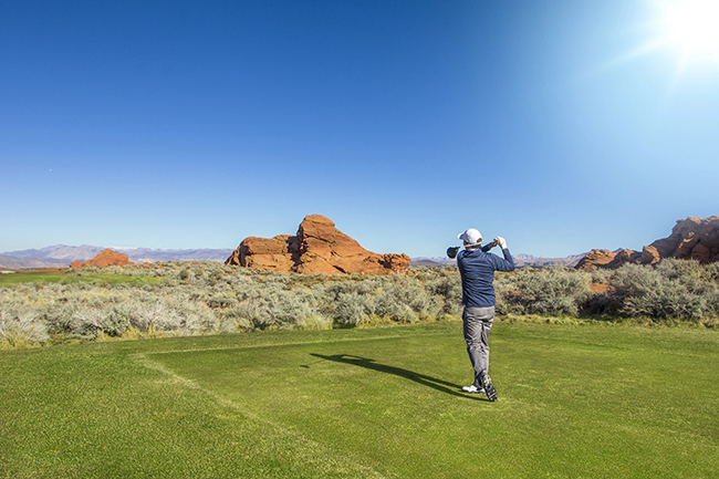 retirement activities in Nevada with mountain views